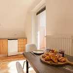 Lavric Apartment *