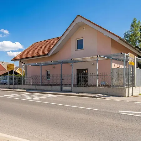 Lavric Apartment