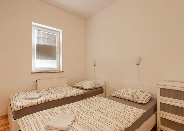 Lavric * Velike Bloke